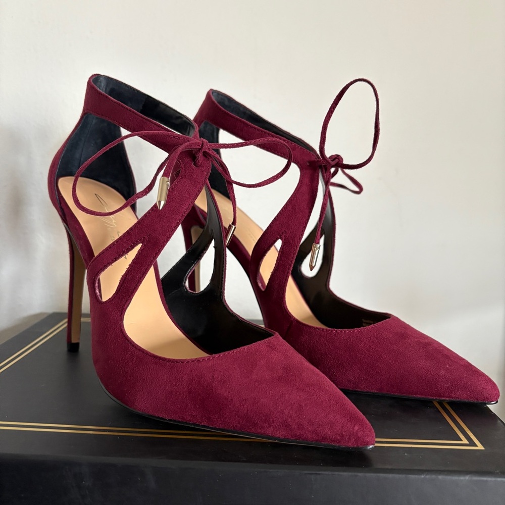 Daya by Zendaya Aaron Suede Heels Wine Color Women's Size 8 NWB